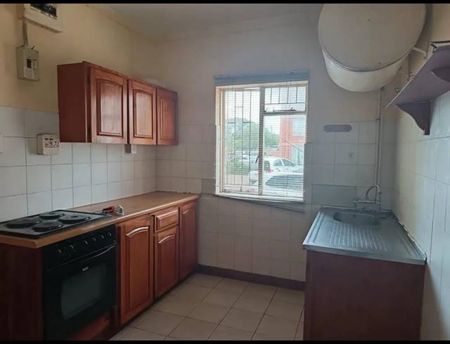 2 BEDROOM PROPERTY TO RENT IN GLENWOOD